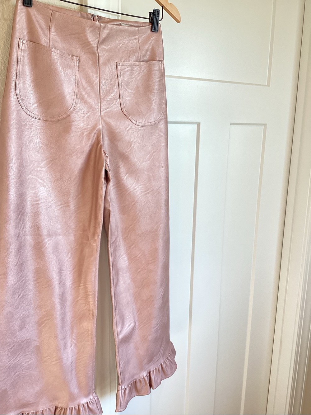 Anthropologie Colette Pants Maeve Cropped Wide Leg Ruffle Faux Leather New 26 - Picture 5 of 10